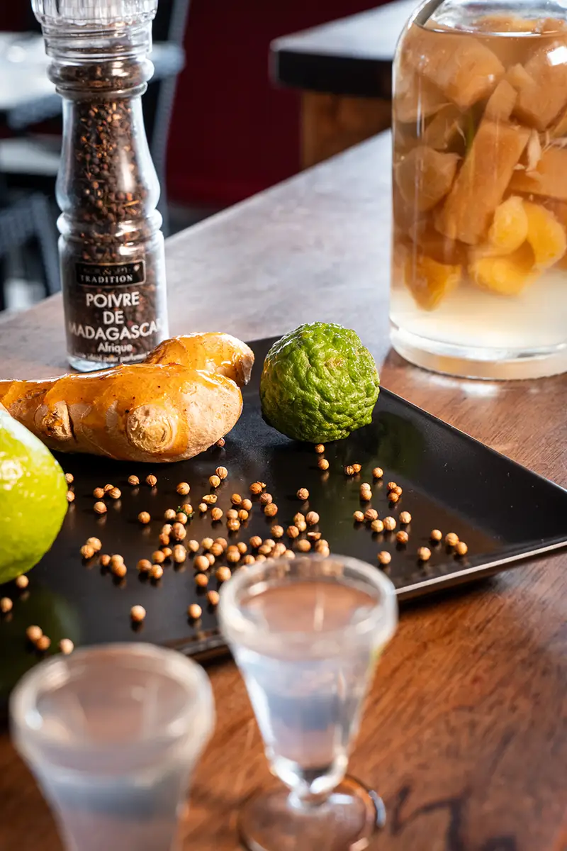 Comptoir et présentations à la brasserie Le 39